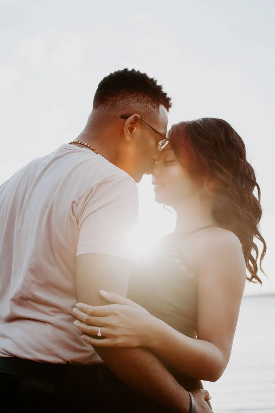Illustrative Black couple sharing a romantic moment for a first-date ideas guide